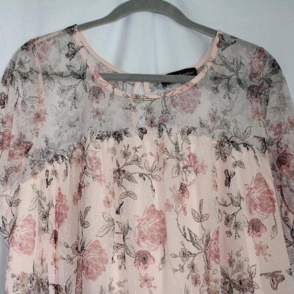 Almost Famous Light Pink Floral Butterfly Mesh Sheer Short Sleeve Blouse Large - Picture 3 of 11